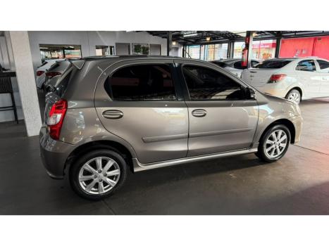TOYOTA Etios Hatch 1.5 16V 4P FLEX XLS AUTOMÁTICO, Foto 16