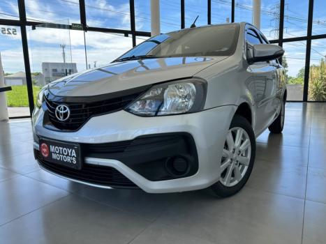 TOYOTA Etios Hatch 1.5 16V 4P FLEX X PLUS AUTOMÁTICO, Foto 2