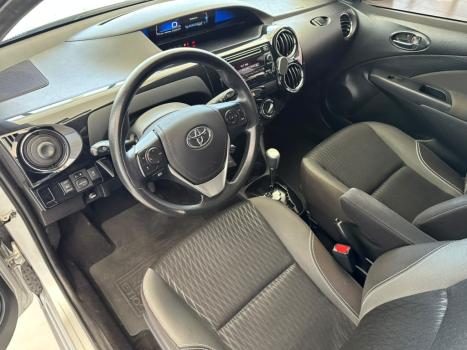 TOYOTA Etios Hatch 1.5 16V 4P FLEX X PLUS AUTOMÁTICO, Foto 7
