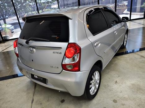 TOYOTA Etios Hatch 1.5 16V 4P FLEX XLS, Foto 3
