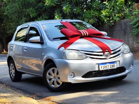 TOYOTA Etios Hatch , Foto 4