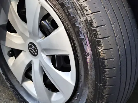 TOYOTA Etios Hatch , Foto 14