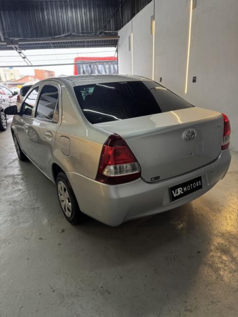 TOYOTA Etios Sedan 1.5 16V 4P FLEX XS, Foto 6