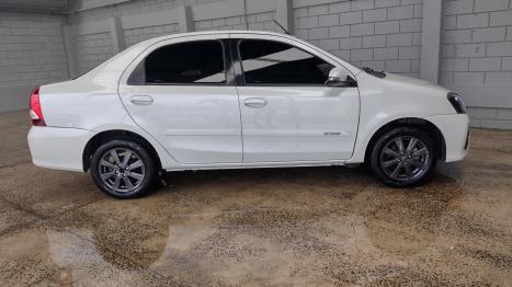 TOYOTA Etios Sedan 1.5 16V 4P FLEX X PLUS AUTOMTICO, Foto 2
