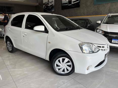 TOYOTA Etios Sedan 1.3 16V 4P FLEX X, Foto 1