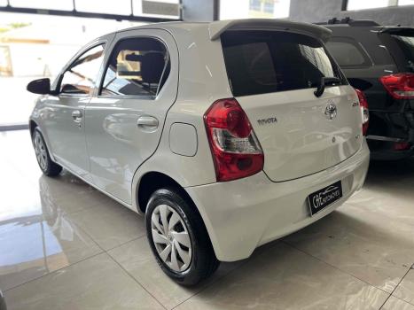 TOYOTA Etios Sedan 1.3 16V 4P FLEX X, Foto 5
