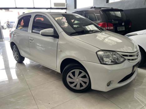 TOYOTA Etios Sedan 1.3 16V 4P FLEX X, Foto 14