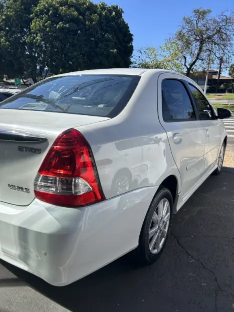 TOYOTA Etios Sedan 1.5 16V 4P FLEX XLS AUTOMTICO, Foto 5