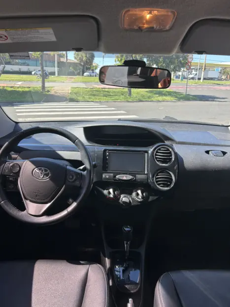 TOYOTA Etios Sedan 1.5 16V 4P FLEX XLS AUTOMTICO, Foto 6