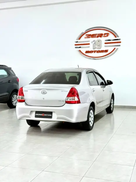 TOYOTA Etios Sedan 1.5 16V 4P FLEX XS AUTOMTICO, Foto 9