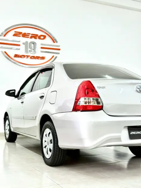 TOYOTA Etios Sedan 1.5 16V 4P FLEX XS AUTOMTICO, Foto 11