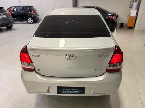 TOYOTA Etios Sedan 1.5 16V 4P FLEX PLATINUM AUTOM�TICO, Foto 5