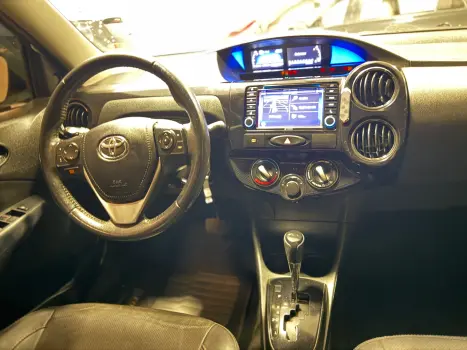 TOYOTA Etios Sedan 1.5 16V 4P FLEX PLATINUM AUTOM�TICO, Foto 10