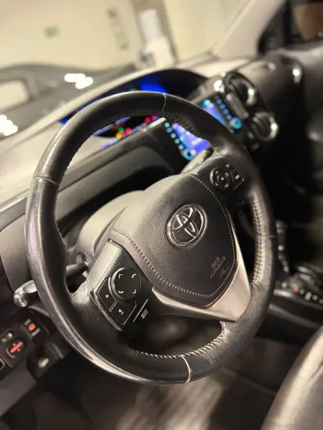 TOYOTA Etios Sedan 1.5 16V 4P FLEX PLATINUM AUTOM�TICO, Foto 14