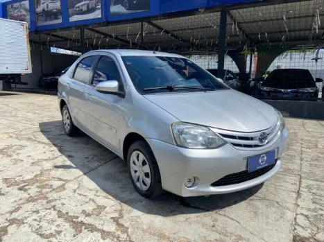 TOYOTA Etios Sedan 1.5 16V 4P FLEX XS, Foto 2