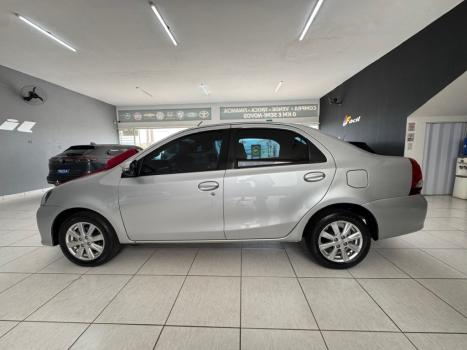 TOYOTA Etios Sedan 1.5 16V 4P FLEX X PLUS AUTOM�TICO, Foto 3