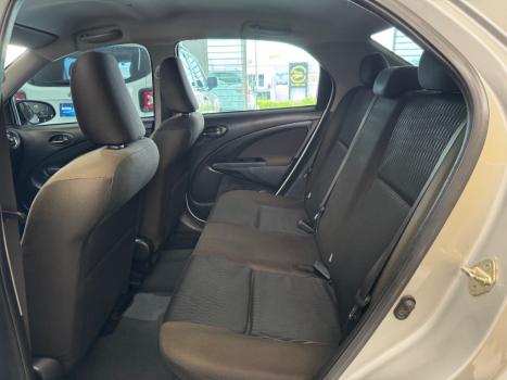TOYOTA Etios Sedan 1.5 16V 4P FLEX X PLUS AUTOM�TICO, Foto 10