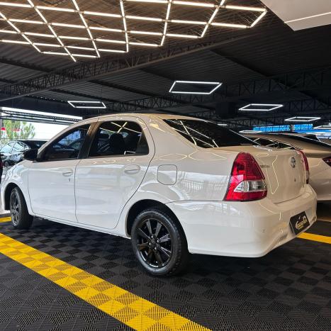 TOYOTA Etios Sedan 1.5 16V 4P FLEX X PLUS, Foto 4