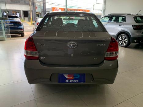 TOYOTA Etios Sedan 1.5 16V 4P FLEX X PLUS AUTOM�TICO, Foto 6