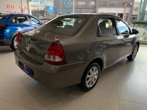 TOYOTA Etios Sedan 1.5 16V 4P FLEX X PLUS AUTOM�TICO, Foto 7