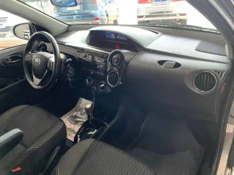 TOYOTA Etios Sedan 1.5 16V 4P FLEX X PLUS AUTOM�TICO, Foto 13