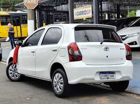 TOYOTA Etios Sedan 1.3 16V 4P FLEX X, Foto 6
