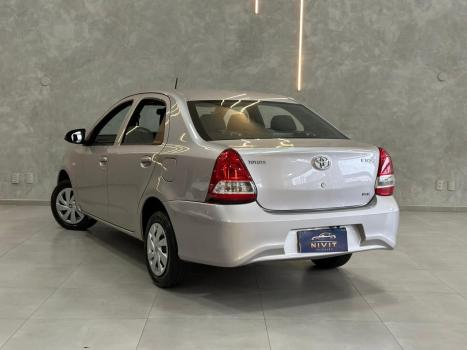 TOYOTA Etios Sedan 1.5 16V 4P FLEX X, Foto 16