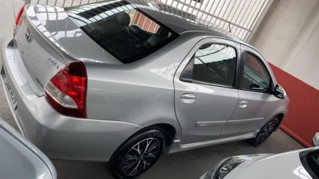 TOYOTA Etios Sedan 1.5 16V 4P FLEX PLATINUM AUTOM�TICO, Foto 4