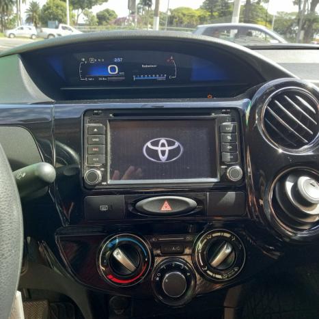 TOYOTA Etios Sedan 1.5 16V 4P FLEX X PLUS AUTOM�TICO, Foto 9