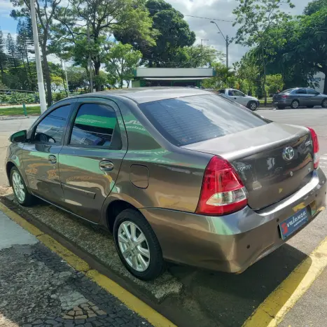 TOYOTA Etios Sedan 1.5 16V 4P FLEX X PLUS AUTOM�TICO, Foto 7