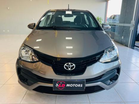 TOYOTA Etios Sedan 1.5 16V 4P FLEX X PLUS AUTOM�TICO, Foto 3