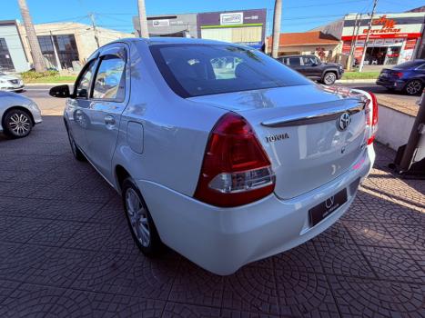 TOYOTA Etios Sedan 1.5 16V 4P FLEX XLS, Foto 6