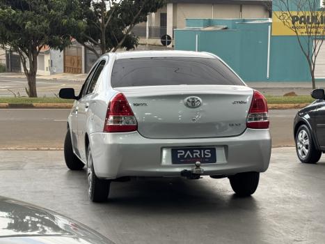 TOYOTA Etios Sedan 1.5 16V 4P FLEX XS, Foto 4