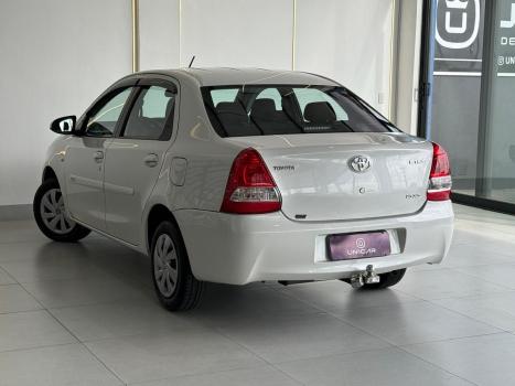 TOYOTA Etios Sedan 1.5 16V 4P FLEX XS, Foto 6
