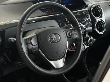 TOYOTA Etios Sedan 1.5 16V 4P FLEX XS, Foto 9