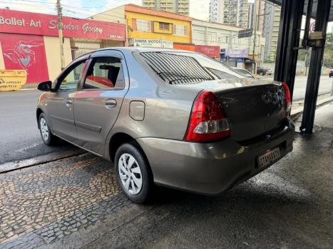TOYOTA Etios Sedan 1.5 16V 4P FLEX XS, Foto 4