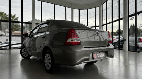 TOYOTA Etios Sedan 1.5 16V 4P FLEX XS, Foto 4