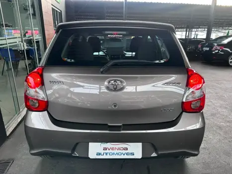 TOYOTA Etios Sedan 1.5 16V 4P FLEX XS, Foto 5