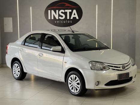 TOYOTA Etios Sedan 1.5 16V 4P FLEX XS, Foto 2