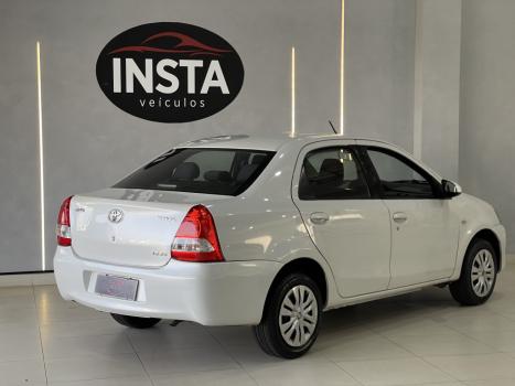 TOYOTA Etios Sedan 1.5 16V 4P FLEX XS, Foto 4