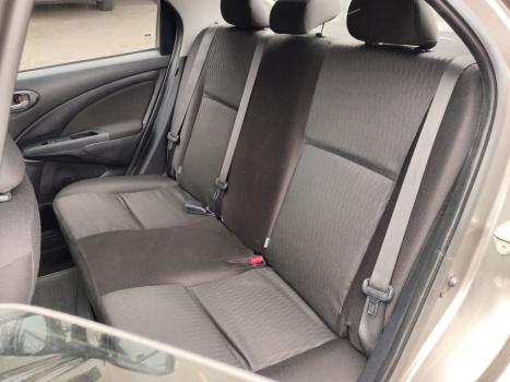 TOYOTA Etios Sedan 1.5 16V 4P FLEX X PLUS, Foto 11