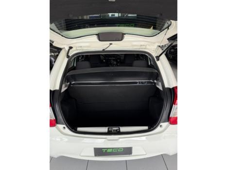 TOYOTA Etios Sedan , Foto 9