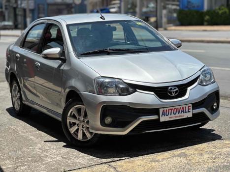 TOYOTA Etios Sedan , Foto 2