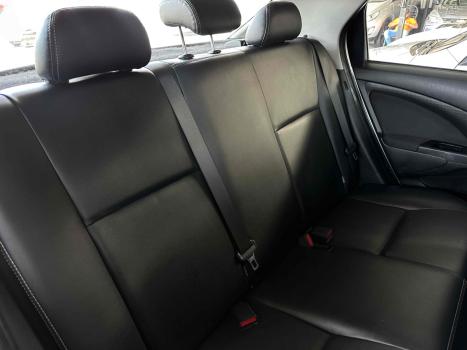 TOYOTA Etios Sedan , Foto 14