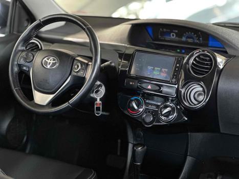 TOYOTA Etios Sedan , Foto 15