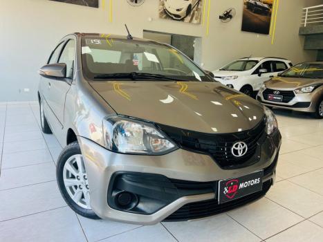 TOYOTA Etios Sedan , Foto 2