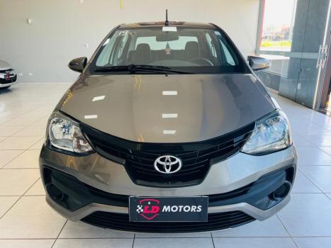 TOYOTA Etios Sedan , Foto 3