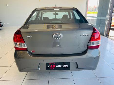 TOYOTA Etios Sedan , Foto 8
