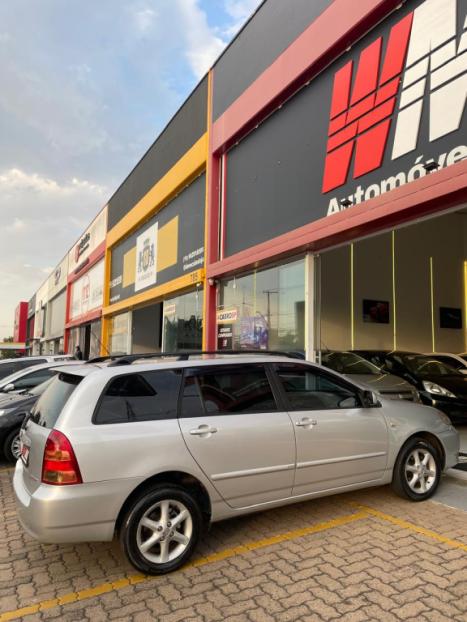 TOYOTA Fielder 1.8 16V 4P, Foto 4