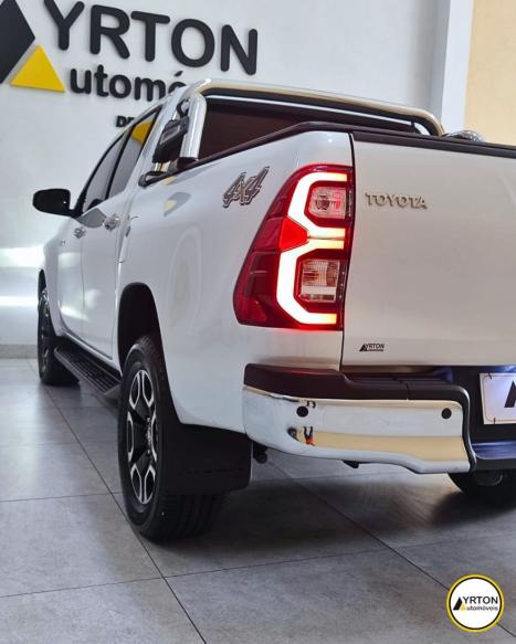 TOYOTA Hilux Caminhonete 2.8 16V SRX 4X4 TURBO DIESEL CABINE DUPLA AUTOMTICO, Foto 8